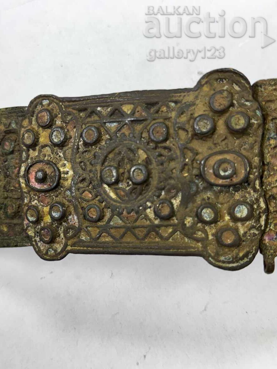 Revival-era buckle for restoration, 18th century with price 225.00 BGN | € 115.04 Revival-era buckle for restoration, 18th century with price 225.00 BGN | € 115.04