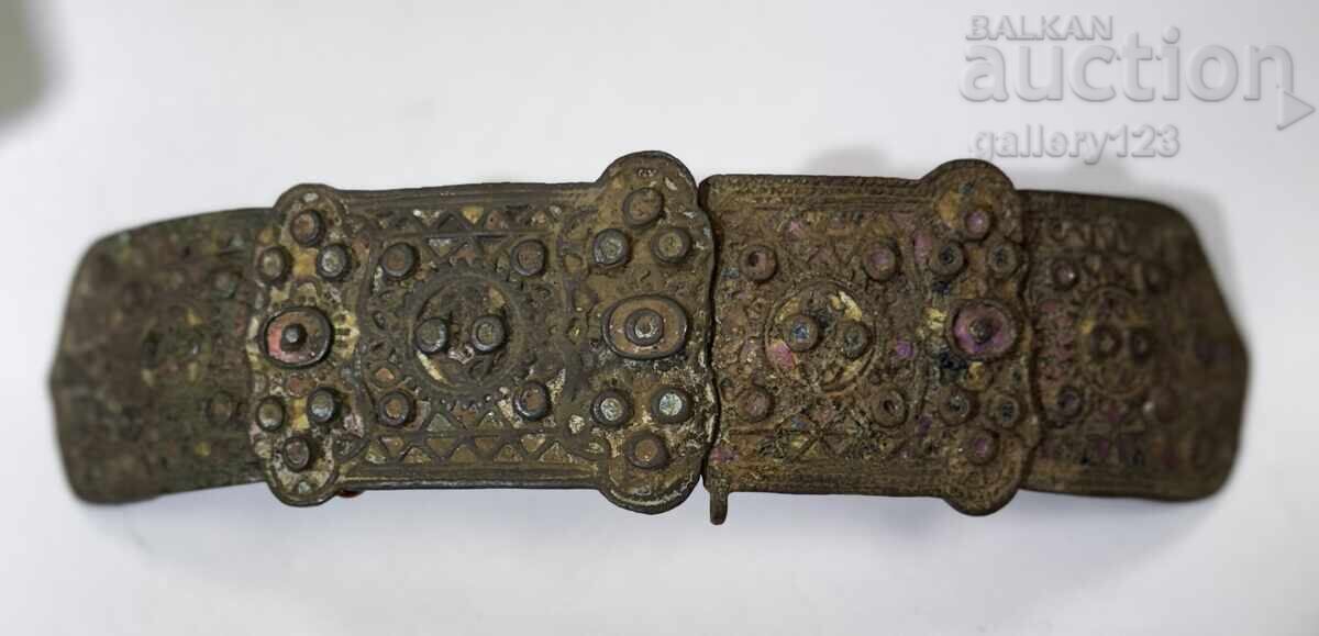 Revival-era buckle for restoration, 18th century Revival-era buckle for restoration, 18th century