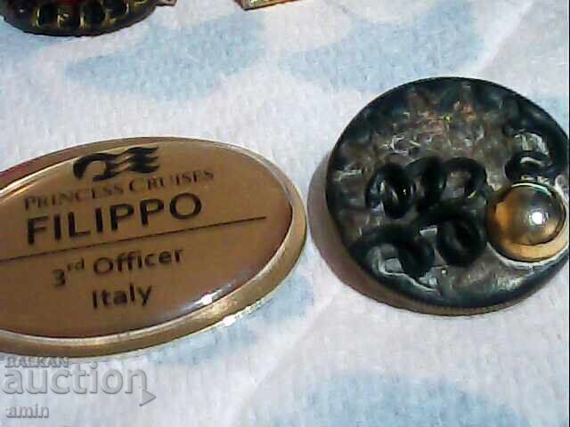 Lot of brooches and pins with price 10.00 BGN | € 5.11