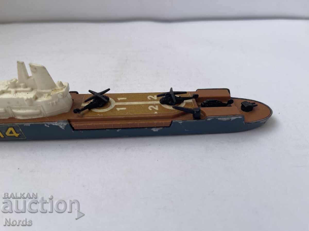 Auction MATCHBOX Ship Auction MATCHBOX Ship