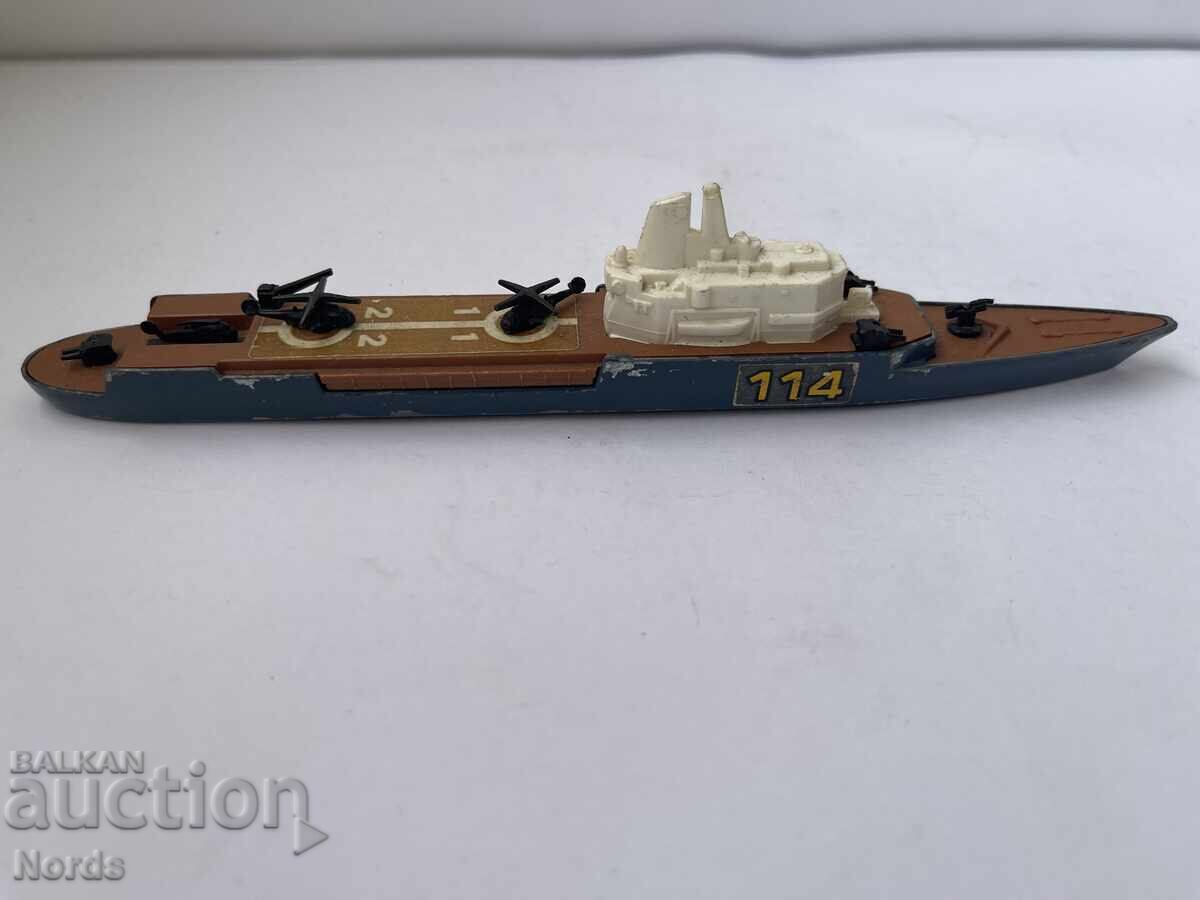 MATCHBOX Ship - 5 MATCHBOX Ship - 5