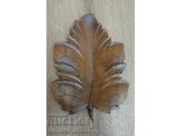 Sculptură în lemn pentru cunoscători