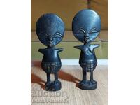 Sculpturi în lemn, două figurine pentru cunoscători