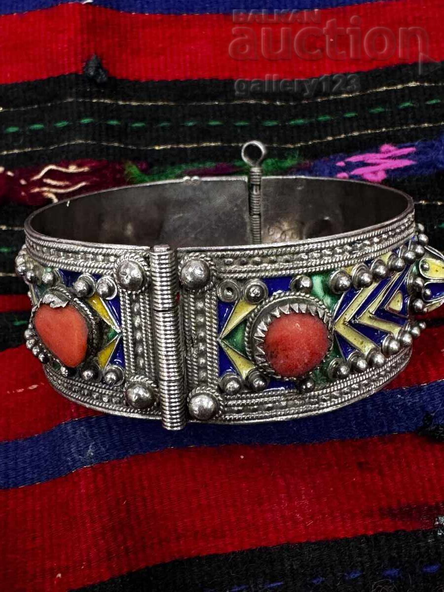 Delivery of Antique silver bracelet with enamel and coral Delivery of Antique silver bracelet with enamel and coral