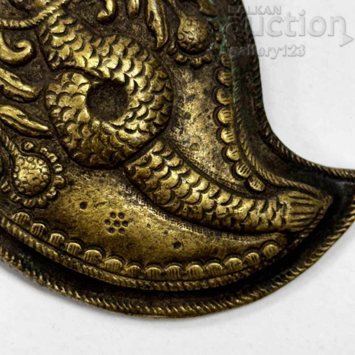 Revival-era buckle, single piece - 7 Revival-era buckle, single piece - 7