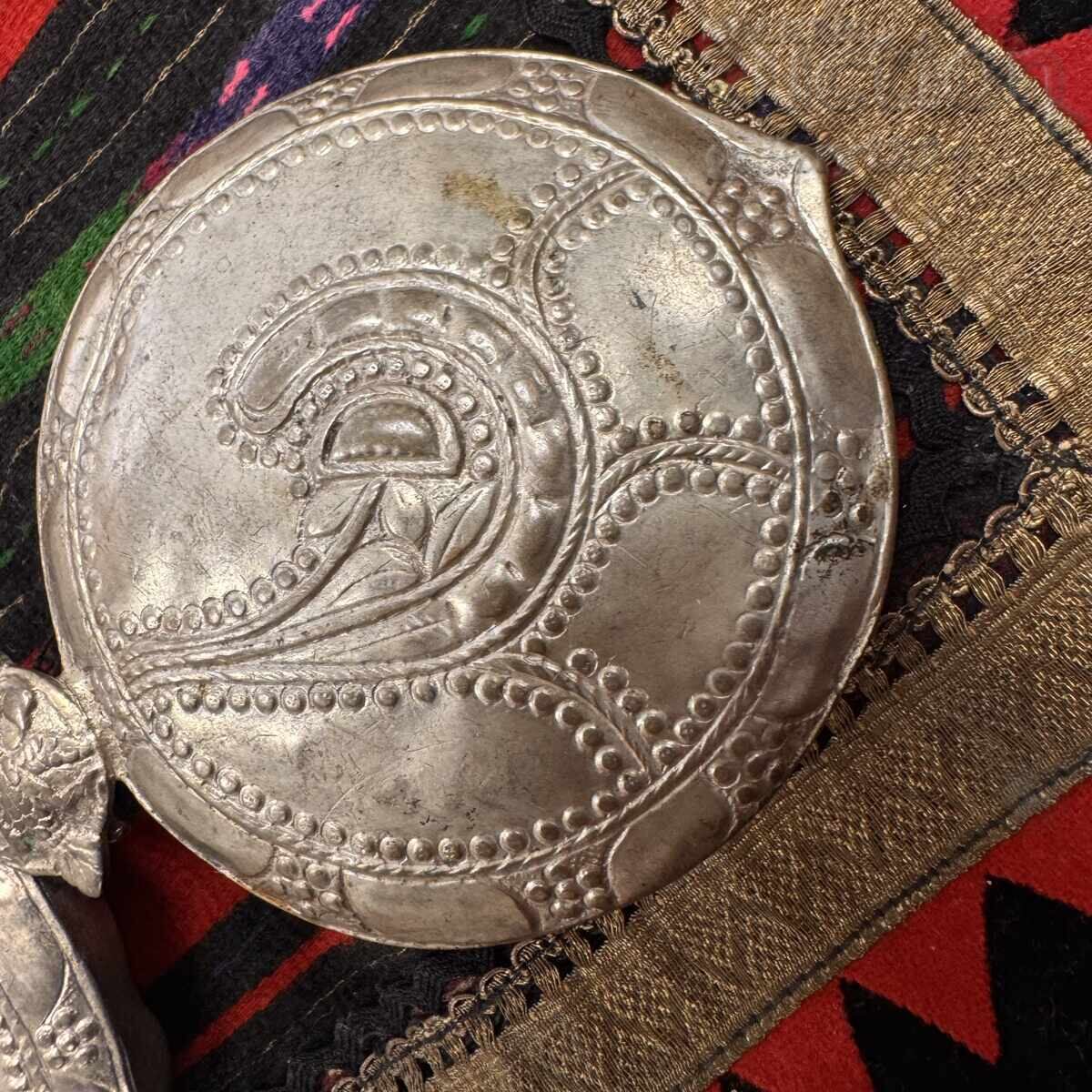 Delivery of Revival-era buckle, silver, stamped, forged Delivery of Revival-era buckle, silver, stamped, forged