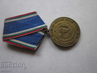 ΣΤΡΑΤΙΩΤΙΚΟ ΜΕΤΑΛΛΙΟ 30γρ. ΒΝΑ 1944-1974 ΒΖΤ !!!