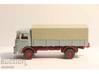 WIKING H0 1/87 BUSSING TRUCK MODEL cărucior