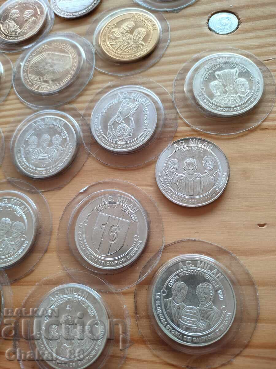 Lot de monede AC Milan cu preț 41.04 BGN | € 20.98 Lot de monede AC Milan cu preț 41.04 BGN | € 20.98