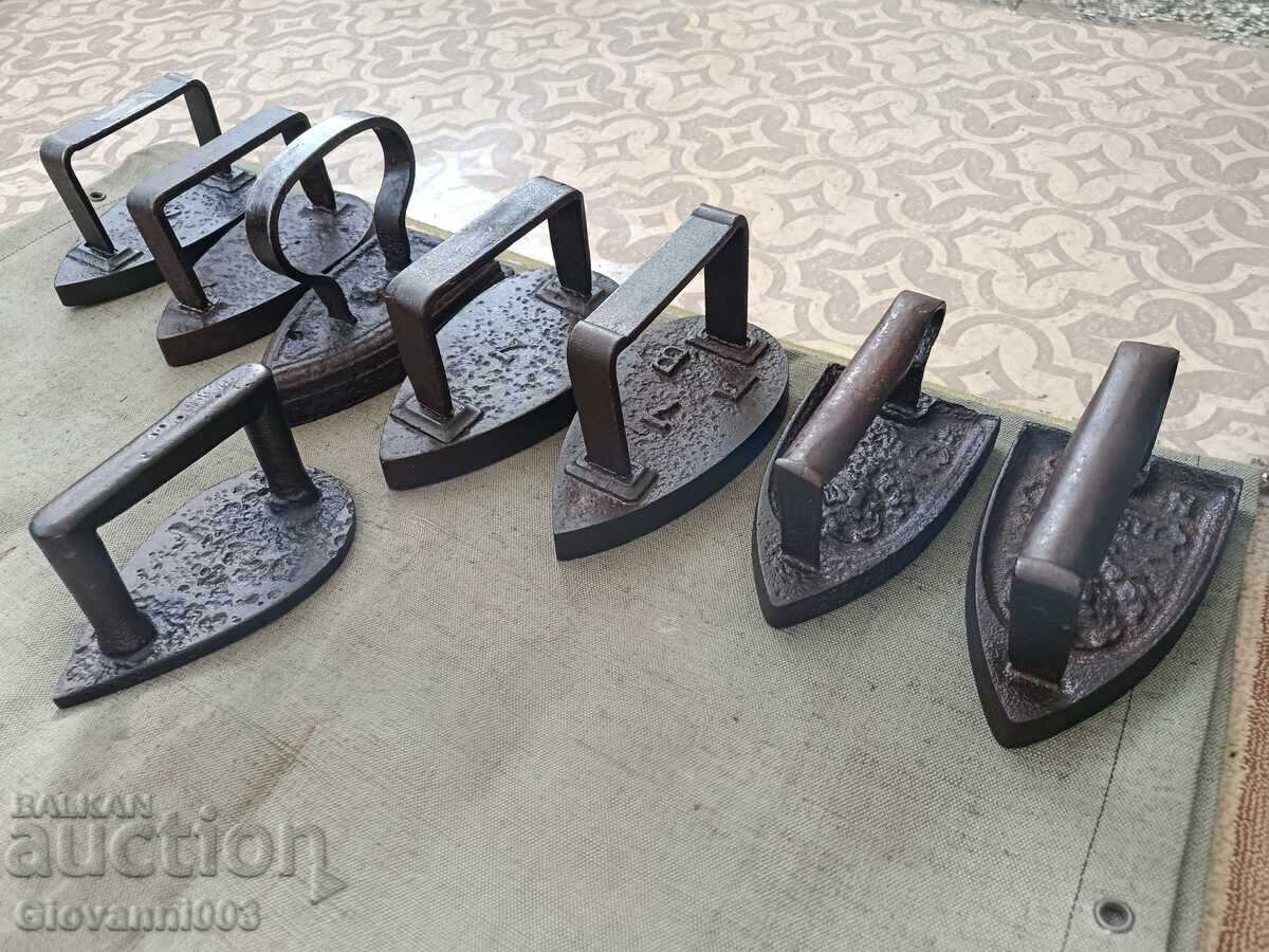 Delivery of Lot of old irons Delivery of Lot of old irons