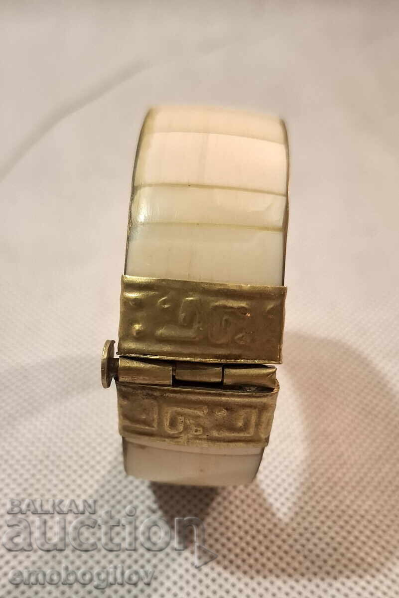 Παράδοση Παλιό βραχιόλι από μπρούτζο και κόκκαλο Παράδοση Παλιό βραχιόλι από μπρούτζο και κόκκαλο