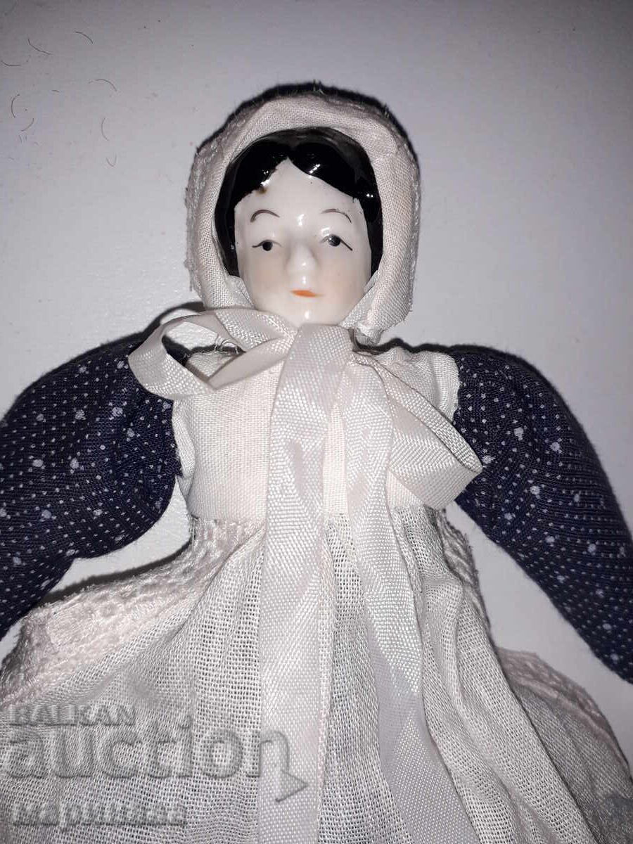 OLD SMALL DOLL. PORCELAIN with price 4.00 BGN | € 2.05 OLD SMALL DOLL. PORCELAIN with price 4.00 BGN | € 2.05