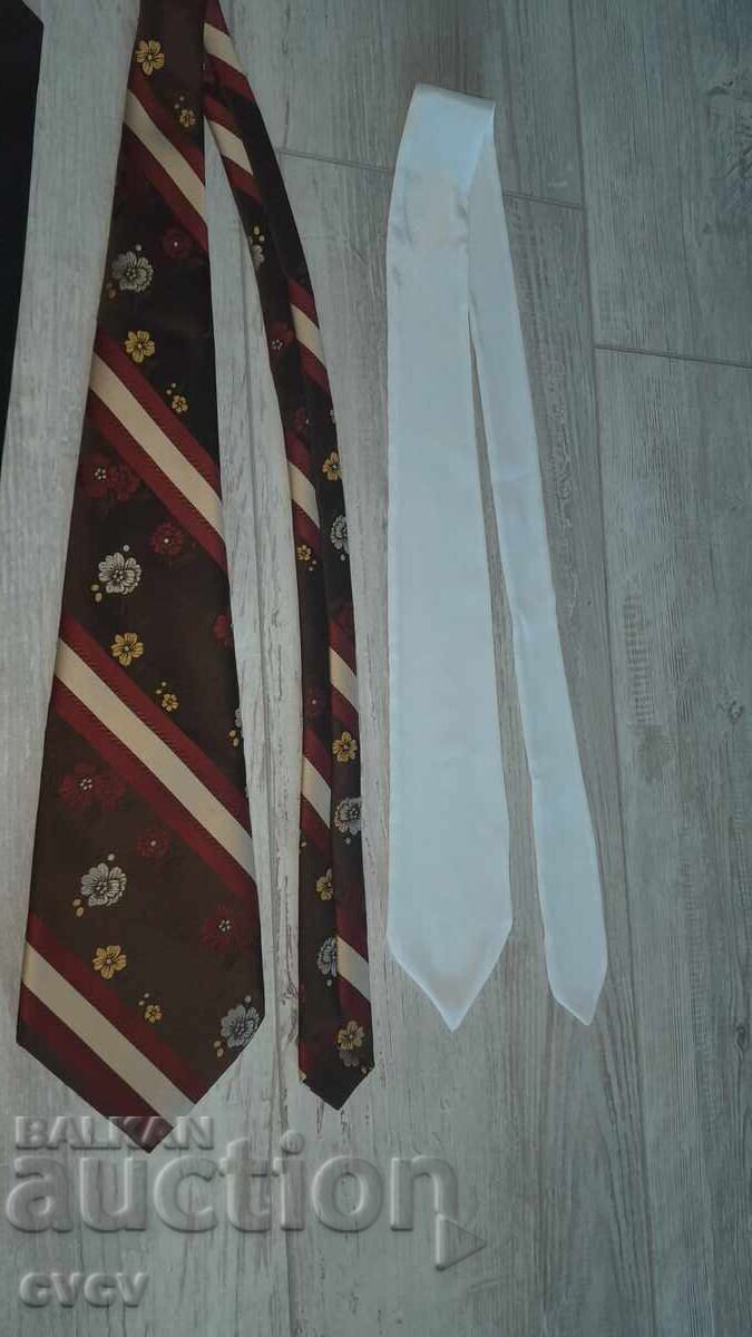 Δημοπρασία Γραβάτες - Στρατιωτικές και Ρετρό 8 τμχ - Β.Ζ.Τ Δημοπρασία Γραβάτες - Στρατιωτικές και Ρετρό 8 τμχ - Β.Ζ.Τ