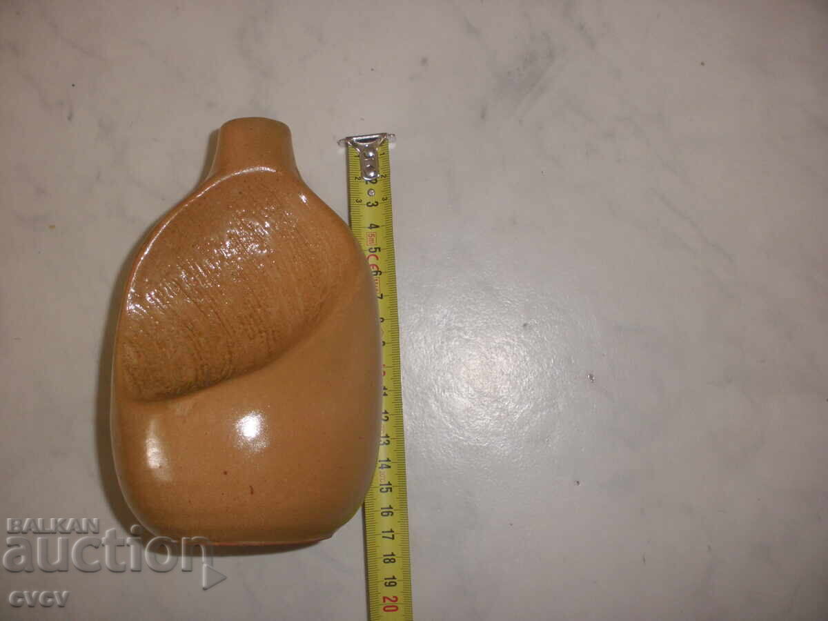 Βάζο-κεραμικό-καφέ - Β.Ζ.Τ Βάζο-κεραμικό-καφέ - Β.Ζ.Τ