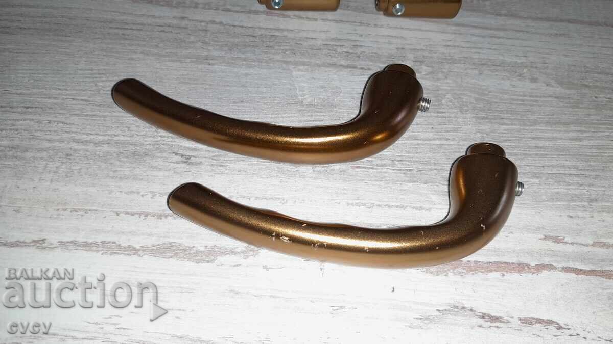 Delivery of Door handles - 2 sets - B.Z.C