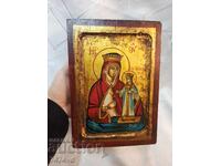 Православна икона, изобразяваща Дева Мария с Младенеца