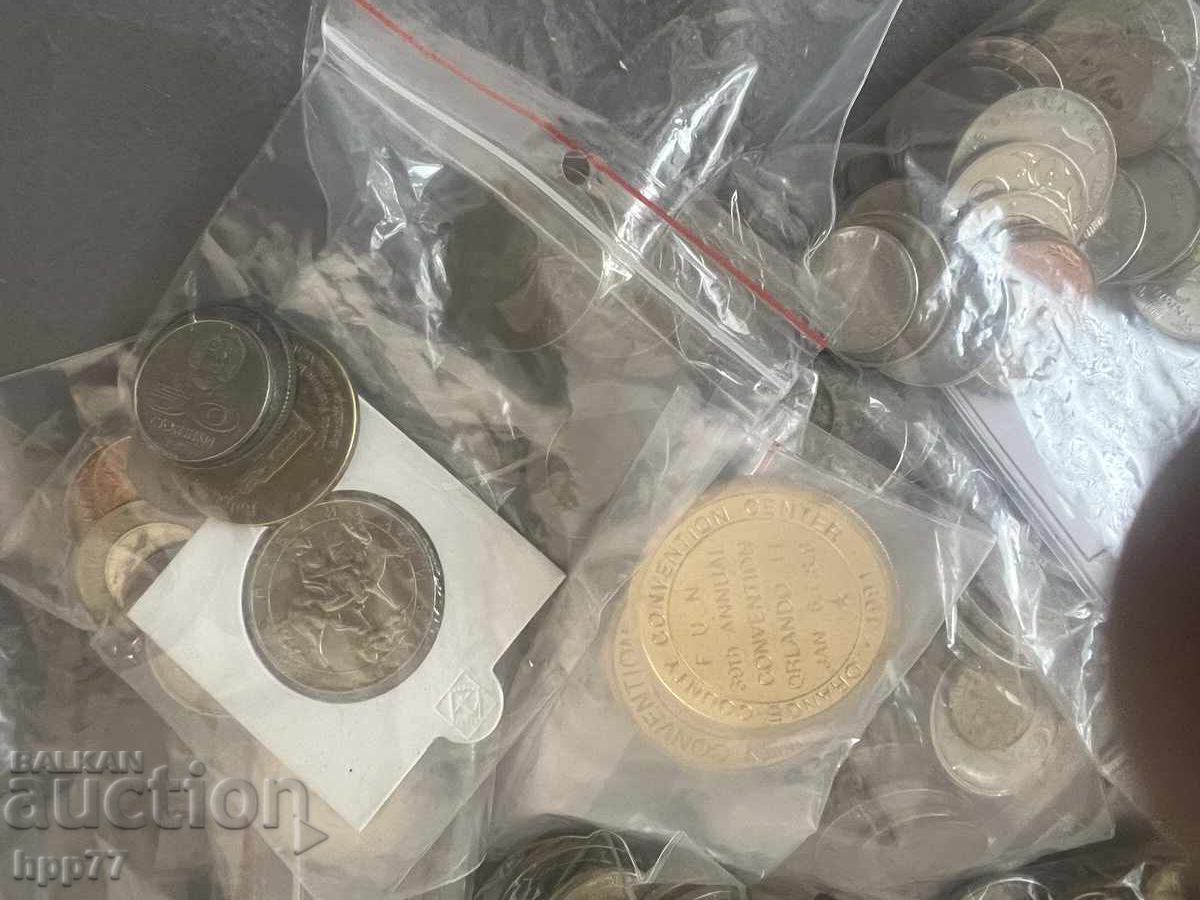 Auction  2 kilograms + coins