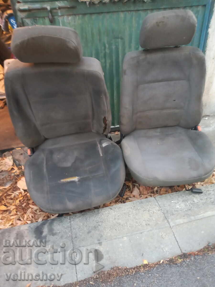 Seats - front for Audi 80 Seats - front for Audi 80