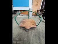 Стара детска седалка за колело