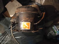 Compresor pentru frigider, congelator, vitrină