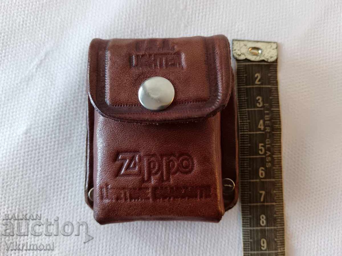 Аукцион Бензинова запалка Зипо,Zippo,с кожен калъф