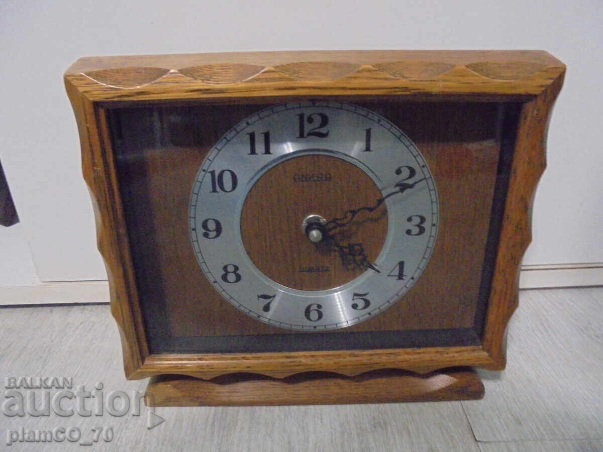 №8383 Old Retro Quartz Watch - ANKRA №8383 Old Retro Quartz Watch - ANKRA