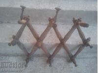 Селска дървена сгъваема закачалка