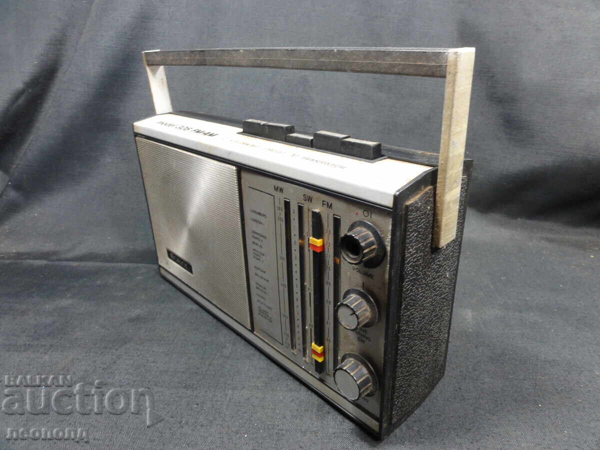 BZTs Star Retro Social USSR Transistor Radio Sokol 308 with price 7.50 BGN | € 3.83 BZTs Star Retro Social USSR Transistor Radio Sokol 308 with price 7.50 BGN | € 3.83