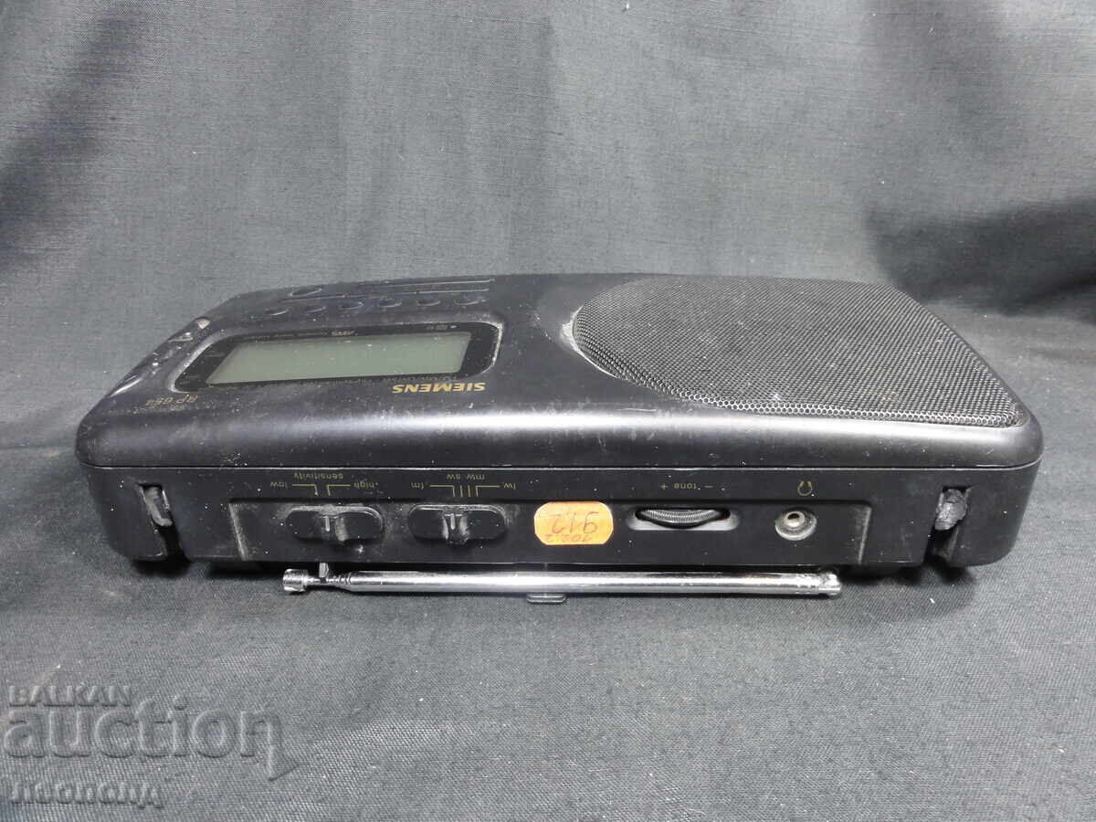 Delivery of BZC STAR RETRO TRANSISTOR RADIO SIEMENS RP 654