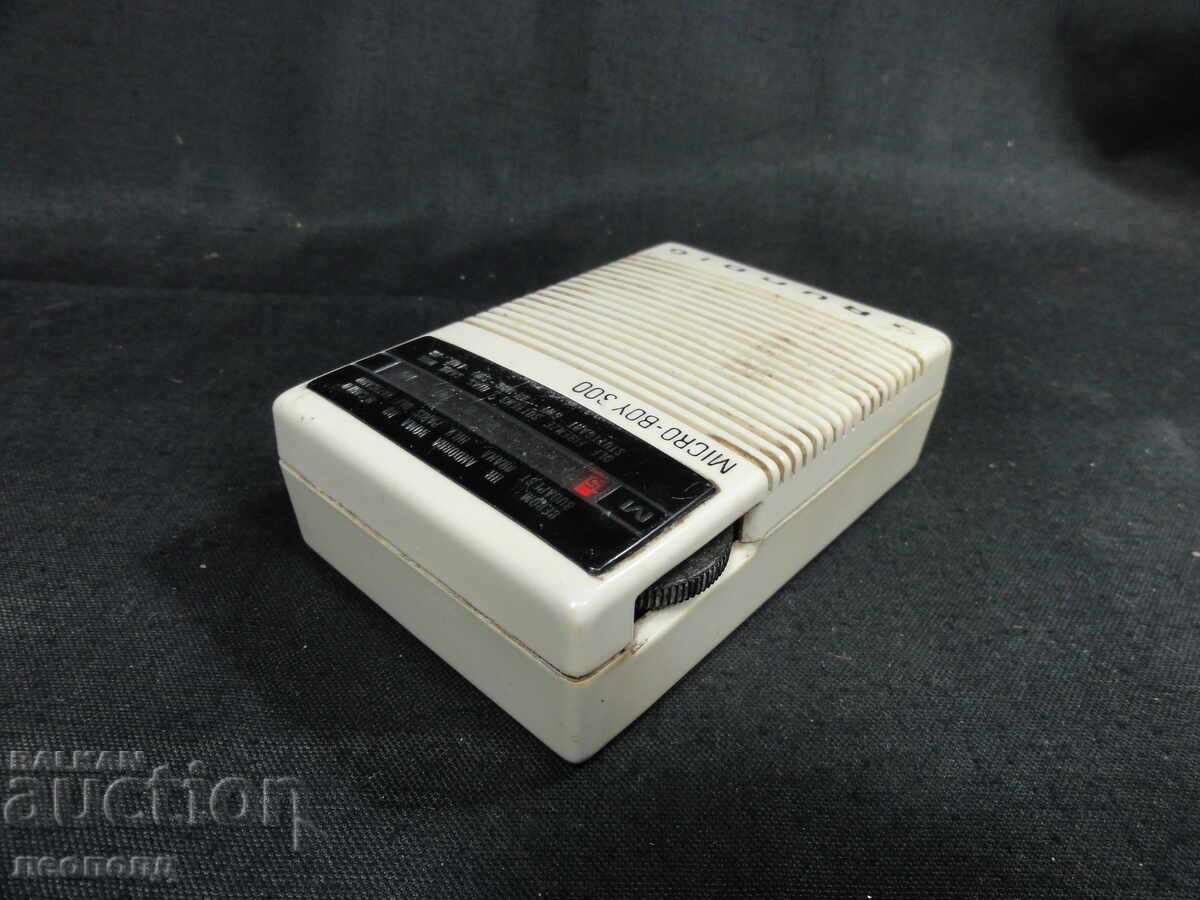BZTs STAR RETRO TRANSISTOR RADIO GRUNDIG MICRO BOY 300 - 5