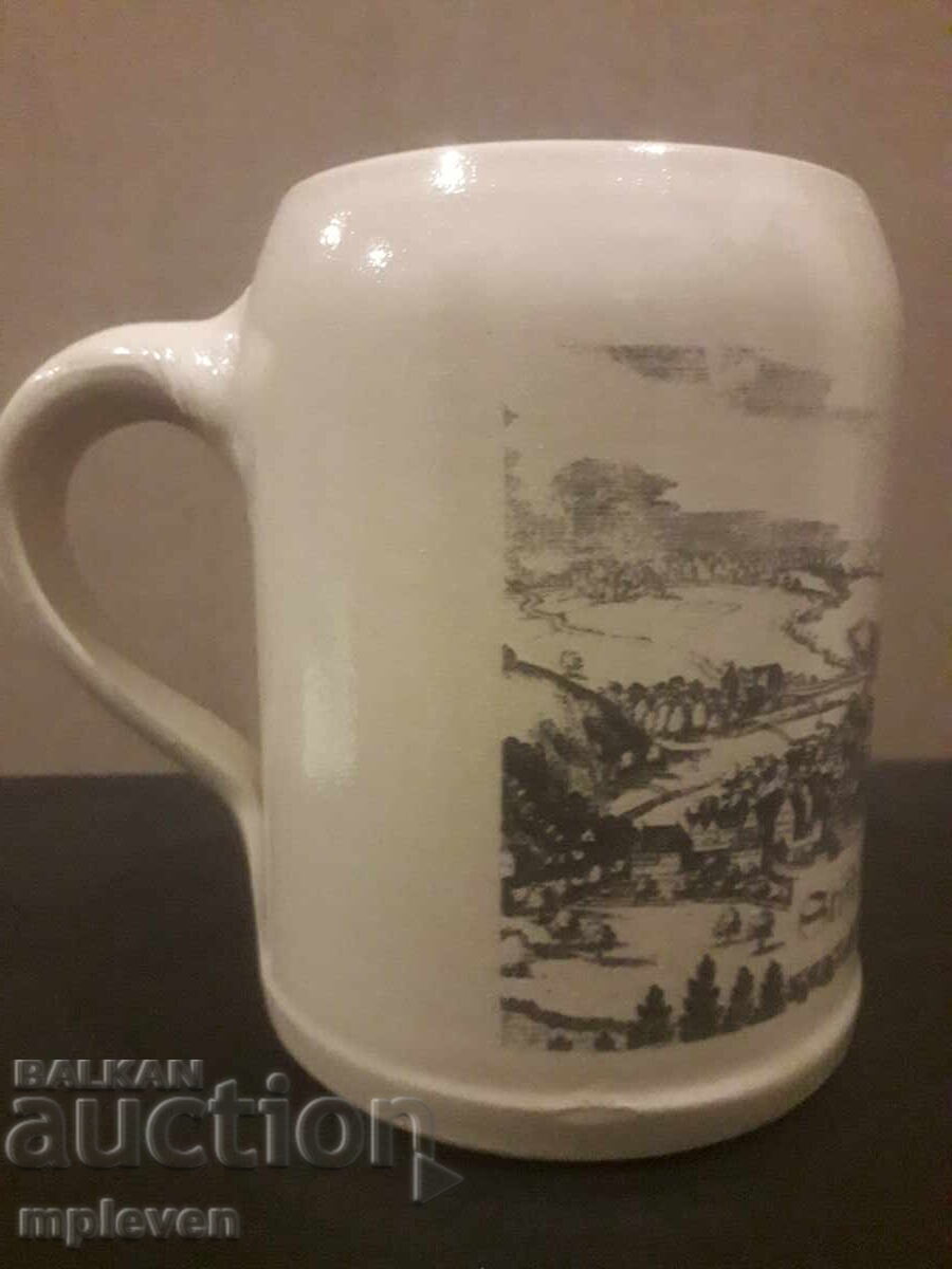 Livrarea Halbă de bere Stift 0.5 Livrarea Halbă de bere Stift 0.5