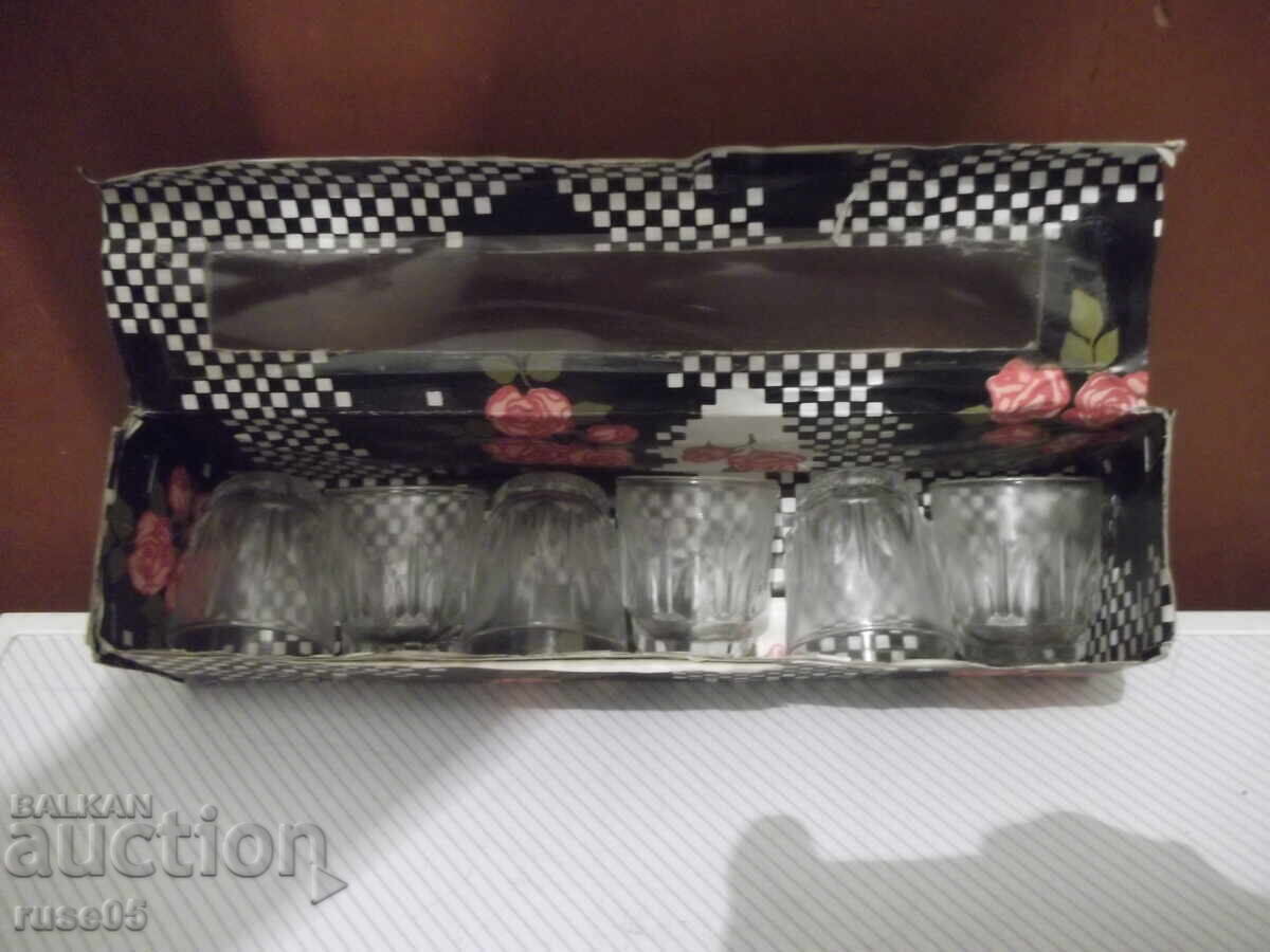 Комплект от 6 бр. чаши нови Комплект от 6 бр. чаши нови