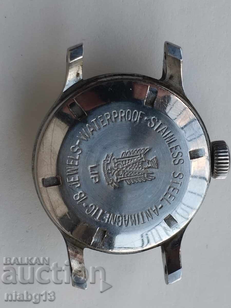 Δημοπρασία Γυναικεία Lip (δεν αλλάζω νομίσματα)