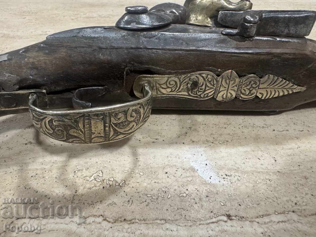 Old flint pishtov - 7