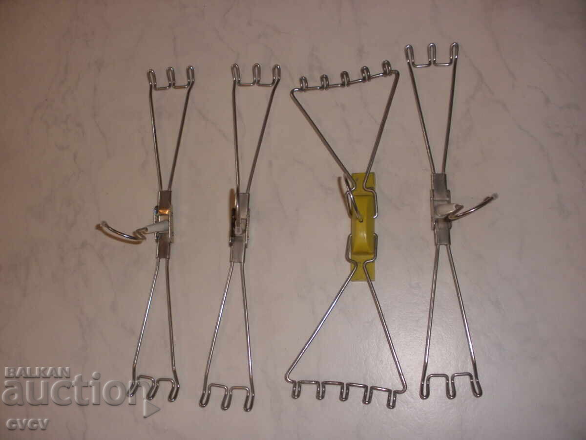 Ρετρό Κρεμάστρες για ρούχα - 3τμχ - 36εκ και 33εκ - Β.Ζ.Χ με τιμή 0.01 BGN | € 0.01 Ρετρό Κρεμάστρες για ρούχα - 3τμχ - 36εκ και 33εκ - Β.Ζ.Χ με τιμή 0.01 BGN | € 0.01