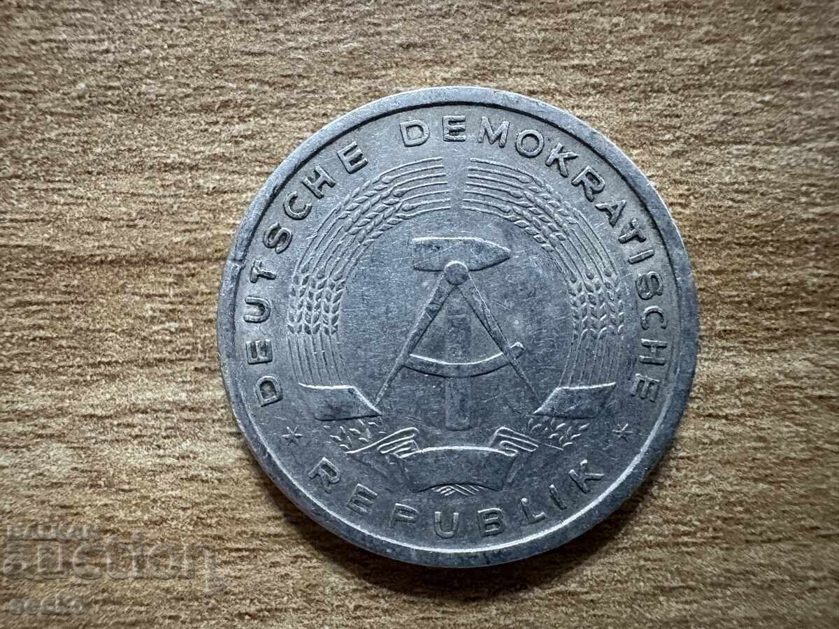 RDG - 1 marcă (1956) cu preț 0.25 BGN | € 0.13 RDG - 1 marcă (1956) cu preț 0.25 BGN | € 0.13