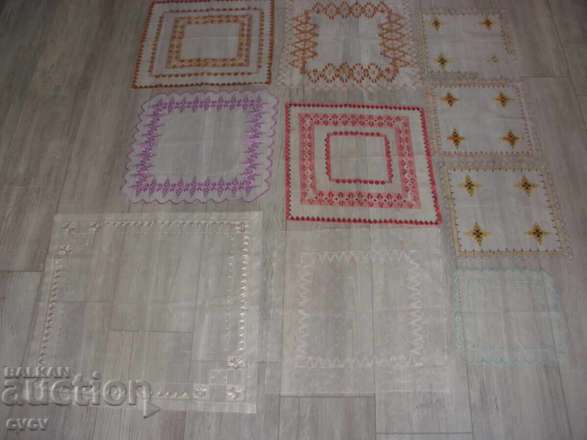 Carriage - Hand-embroidered - 10 pcs - B.Z.C with price 0.01 BGN | € 0.01 Carriage - Hand-embroidered - 10 pcs - B.Z.C with price 0.01 BGN | € 0.01