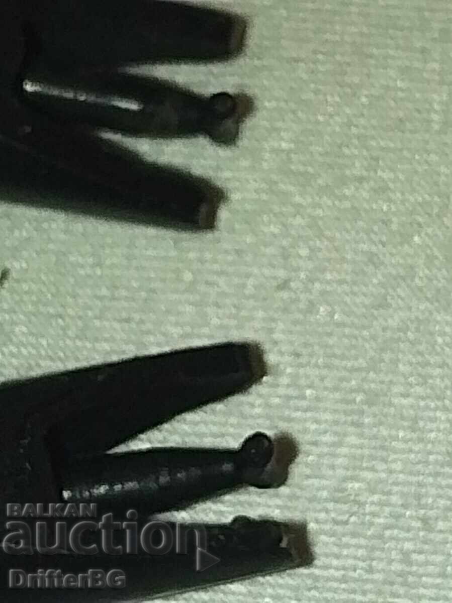 Delivery of Gramophone needles, styluses Delivery of Gramophone needles, styluses