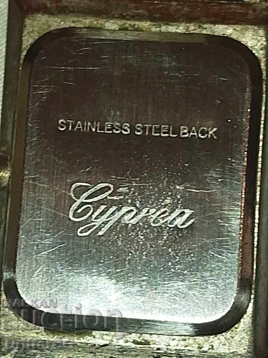 Auction Two working watches Auction Two working watches