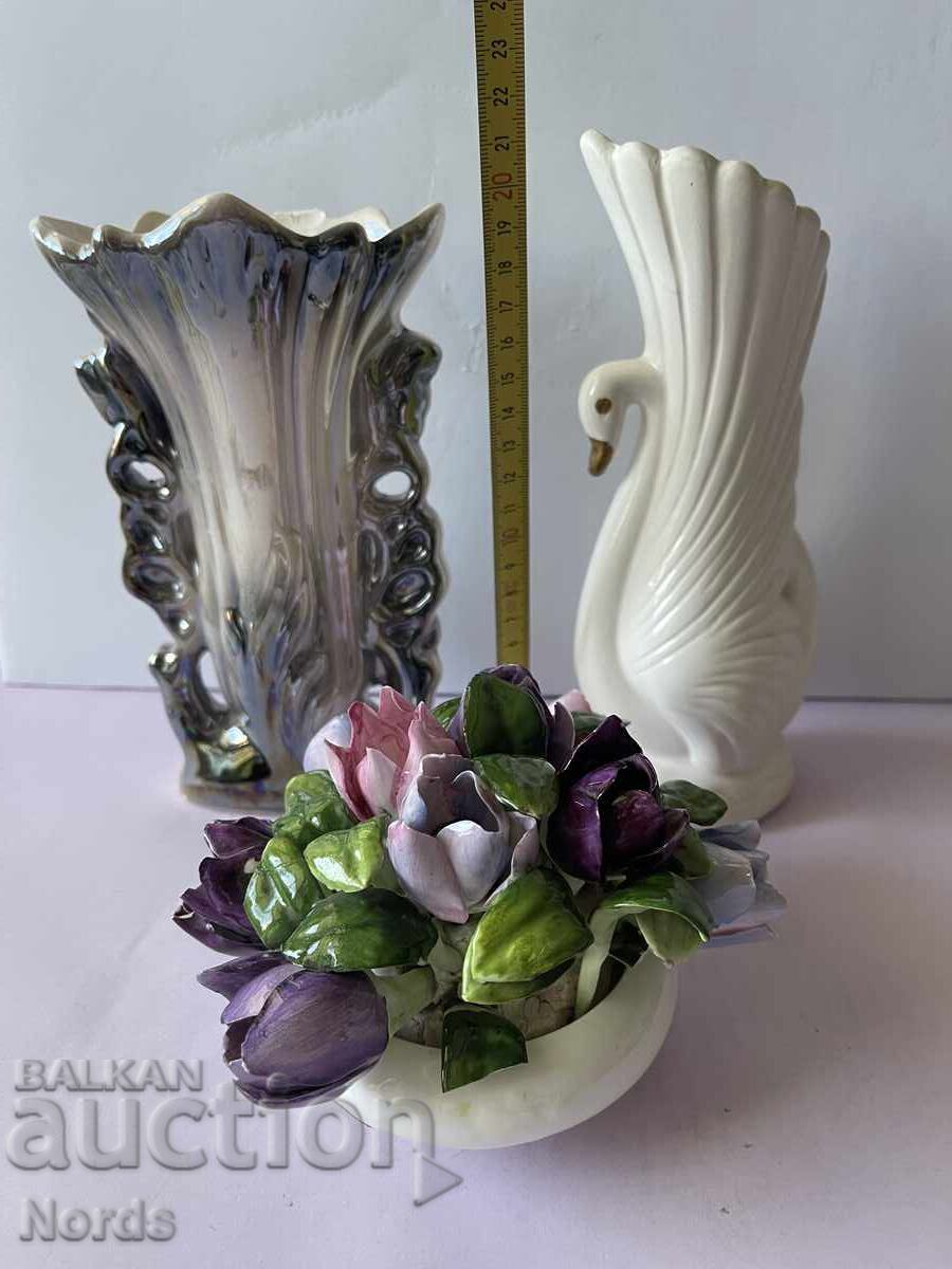 Доставка на Порцеланов лот вази