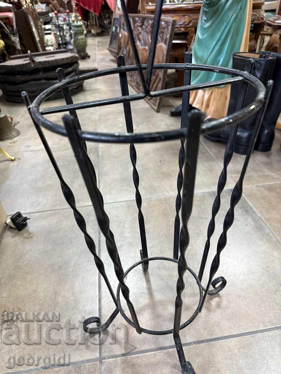 Delivery of Iron / metal stand / holder for umbrellas. №7639