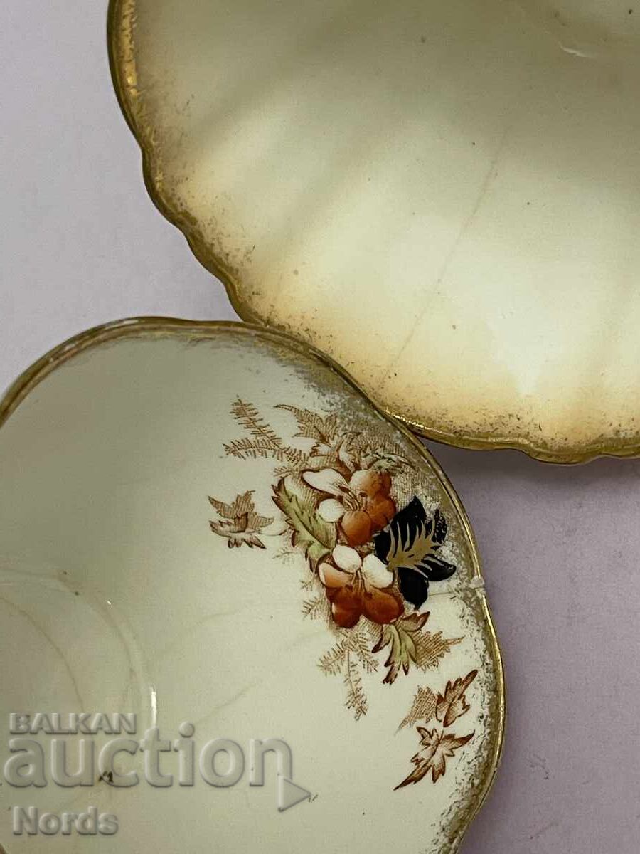 Porcelain lot - 6 Porcelain lot - 6