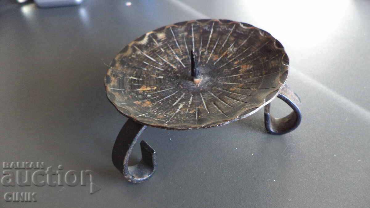 Licitație Sfeșnic FORJAT Licitație Sfeșnic FORJAT