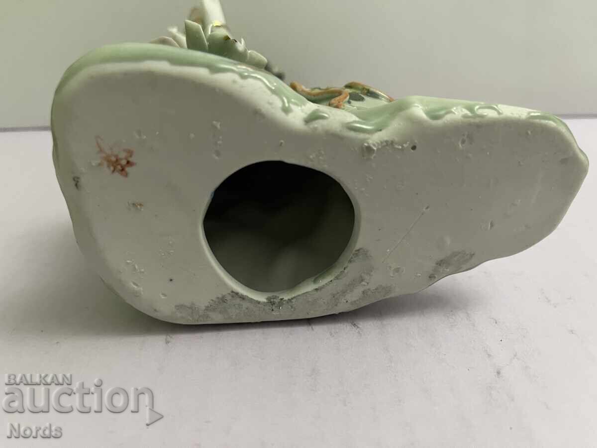 Porcelain figurine with markings - 5