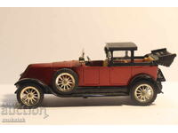 1:43   SOLIDO    КОЛИЧКА  РЕТРО  МОДЕЛ