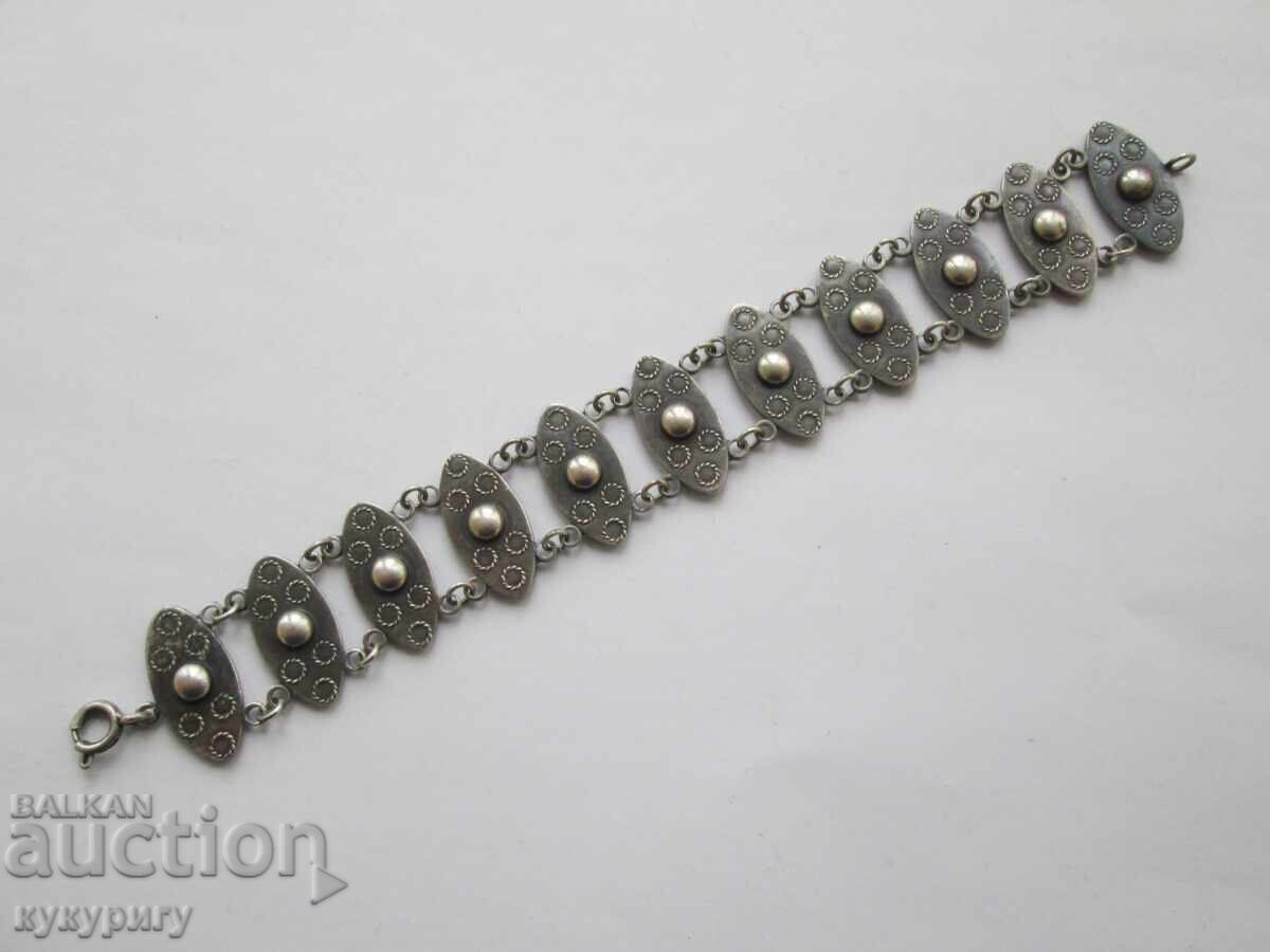 Old lady's bracelet of 11 links, jewelry for a folk costume Old lady's bracelet of 11 links, jewelry for a folk costume