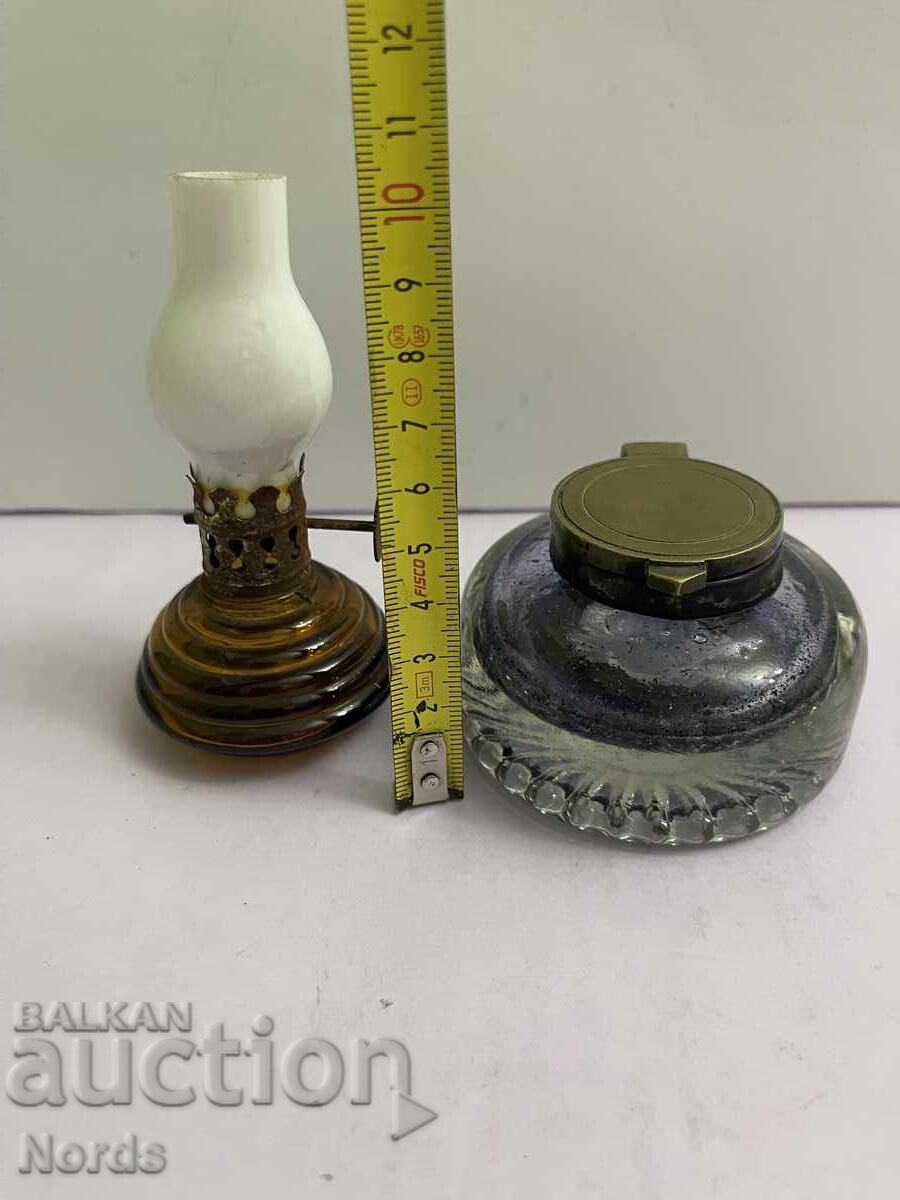 Доставка на Лот мастилница и лампичка Доставка на Лот мастилница и лампичка