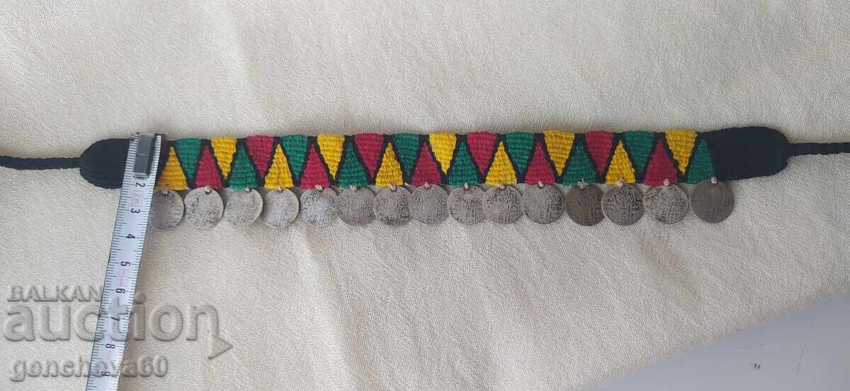 Bijuterie etnografică veche - kosichnik cu preț 60.00 BGN | € 30.68 Bijuterie etnografică veche - kosichnik cu preț 60.00 BGN | € 30.68