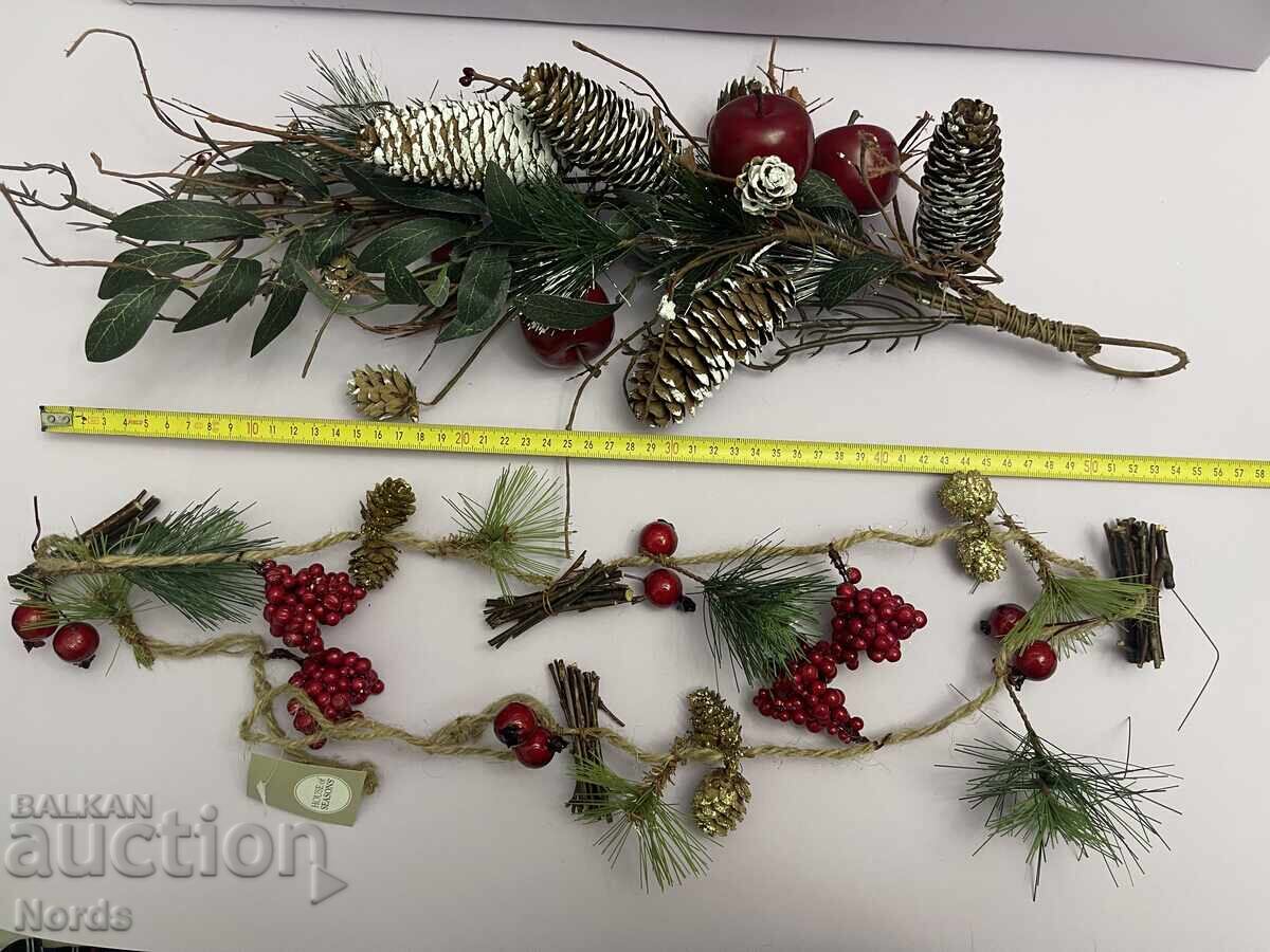 Delivery of Christmas decoration Delivery of Christmas decoration