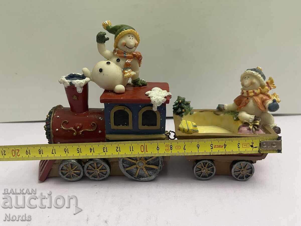 Παράδοση Χριστουγεννιάτικο τρενάκι Παράδοση Χριστουγεννιάτικο τρενάκι